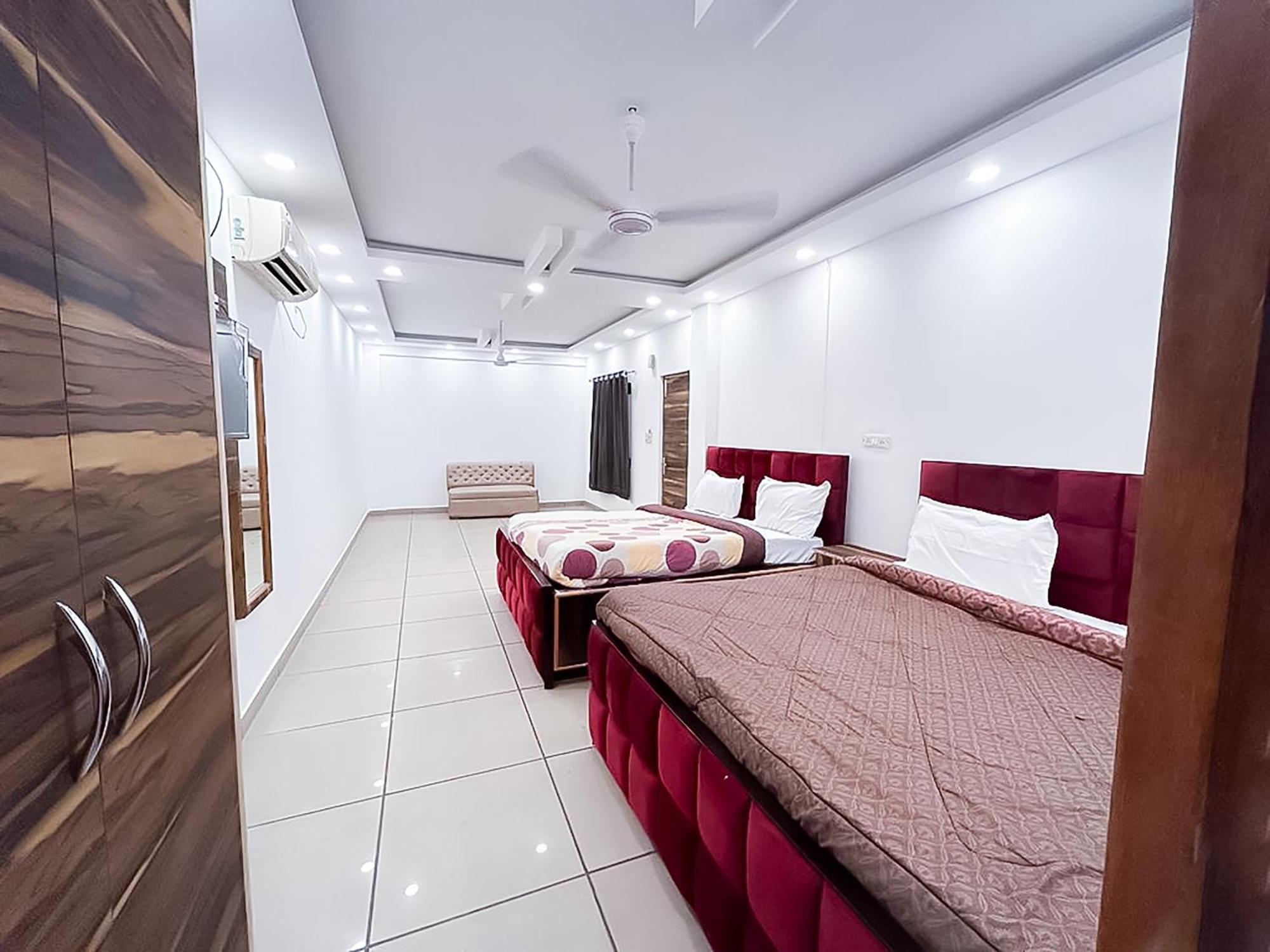 Hotel Js Garden - Near Jaypee Hospital 노이다 외부 사진